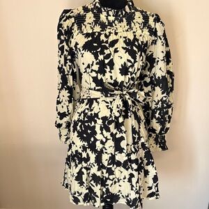 Chic Black and Cream Floral Long Sleeve Dress